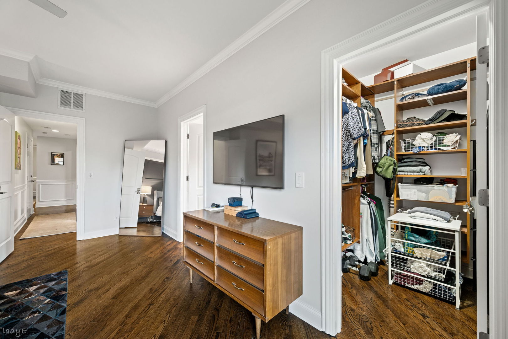 Gallery Image 13