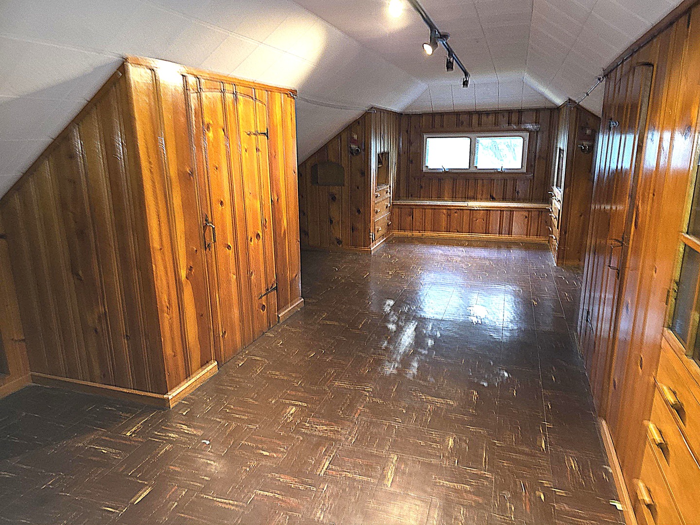 Gallery Image 11