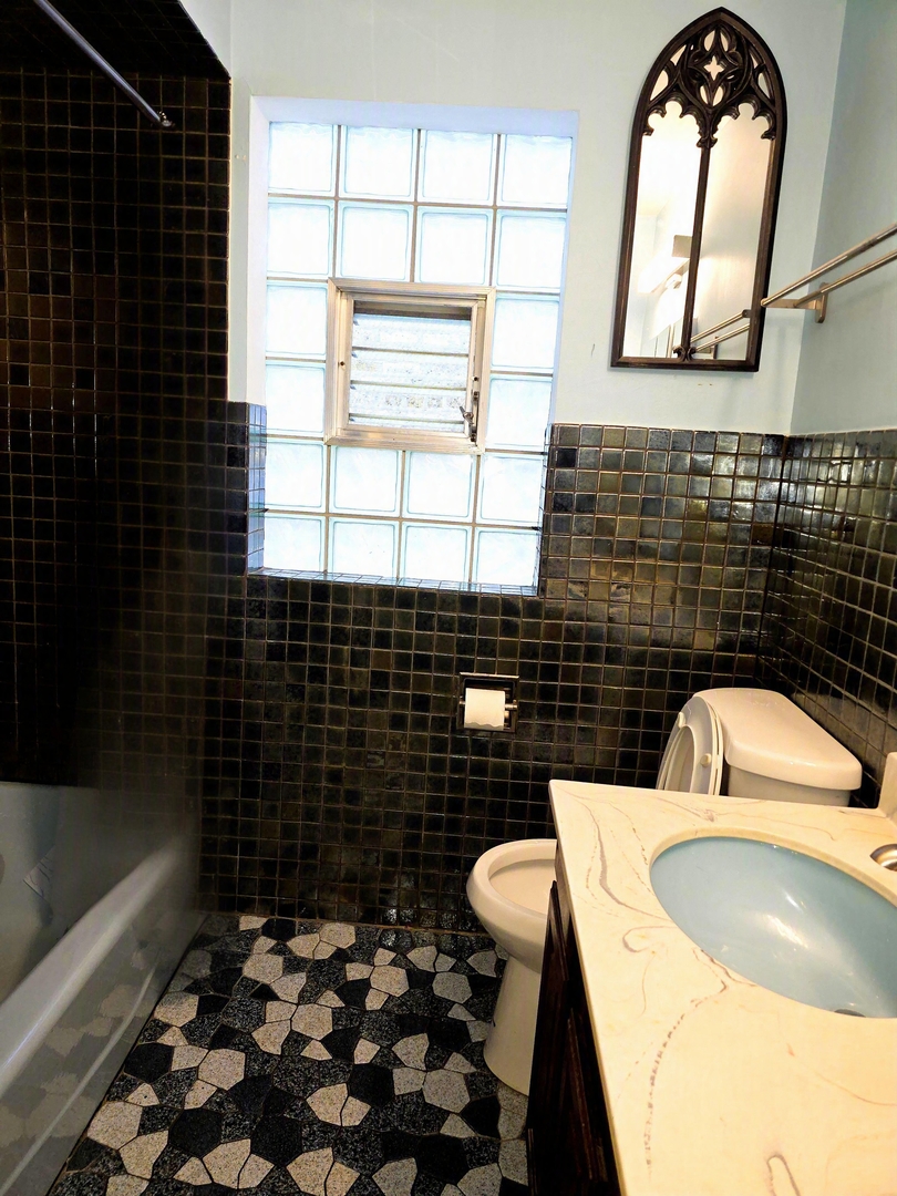 Gallery Image 10