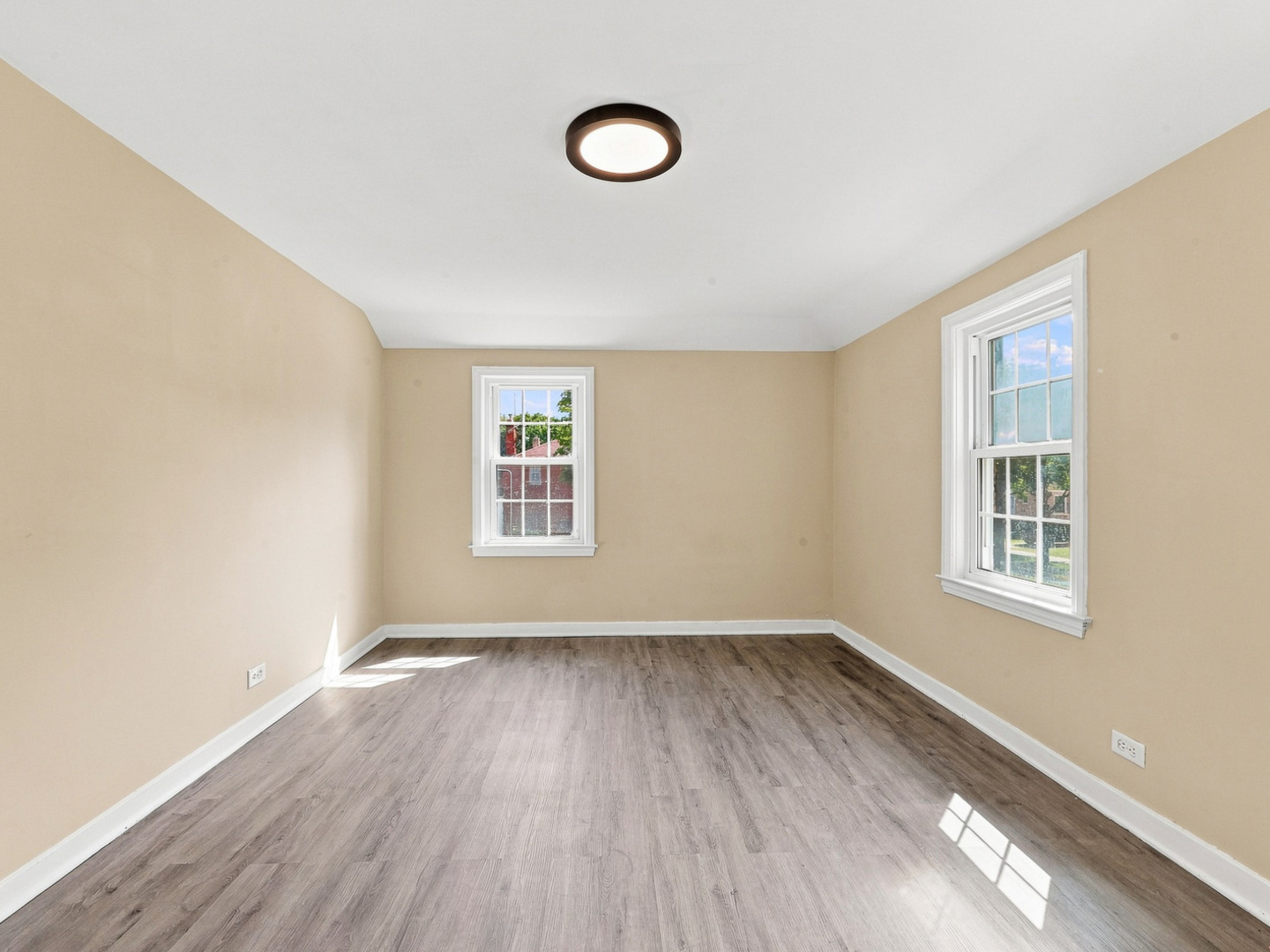Gallery Image 15