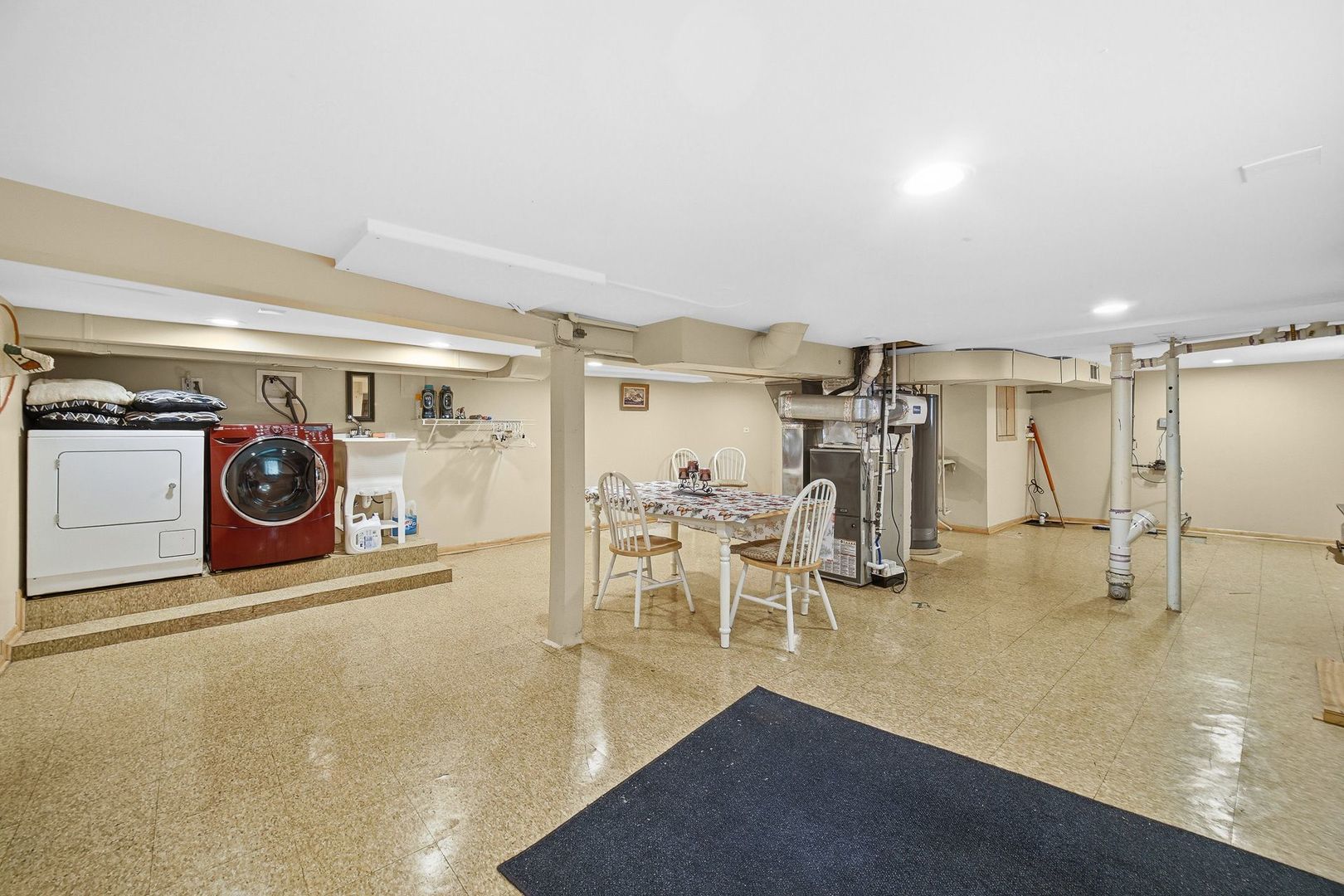 Gallery Image 17