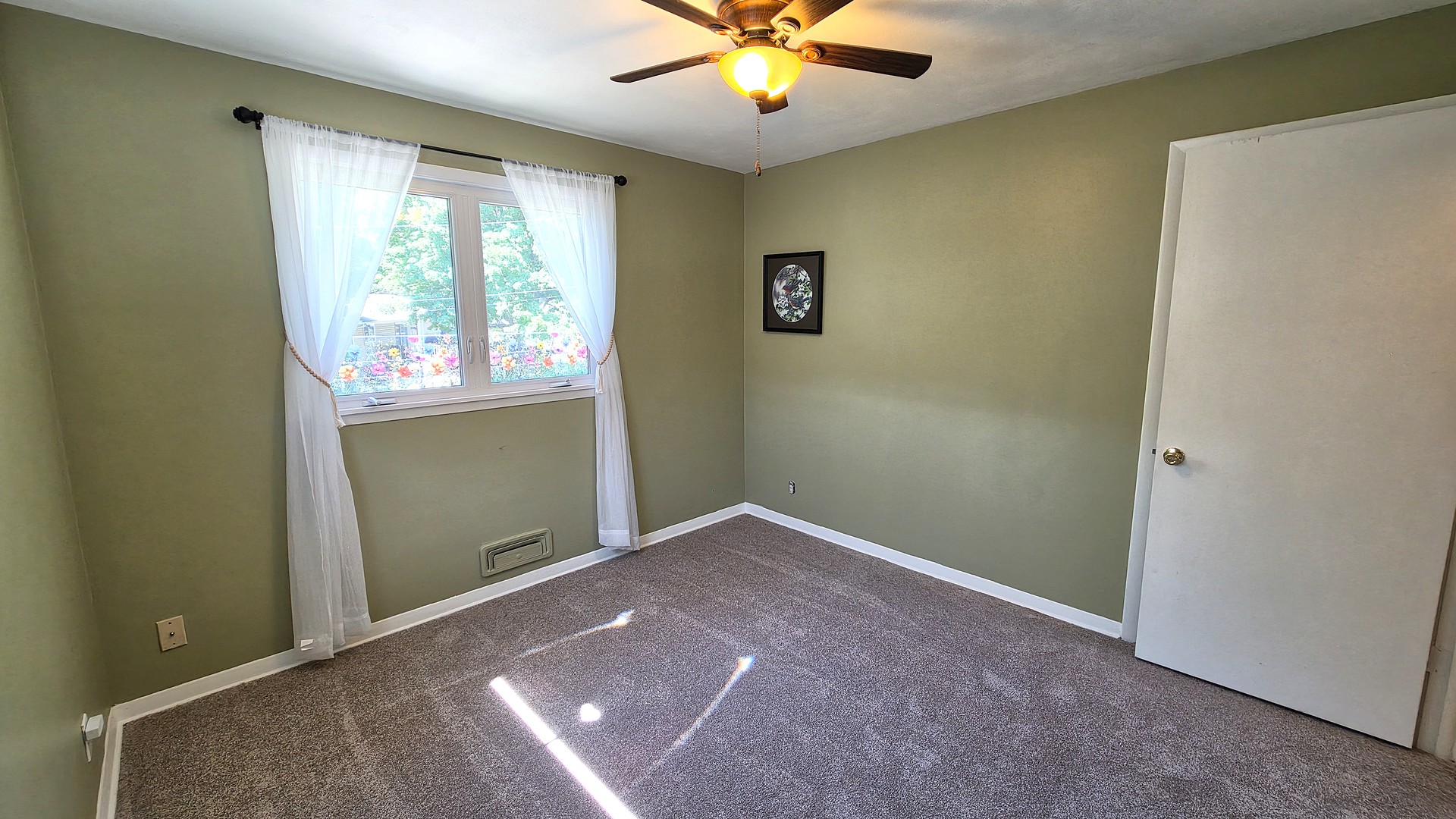 Gallery Image 14