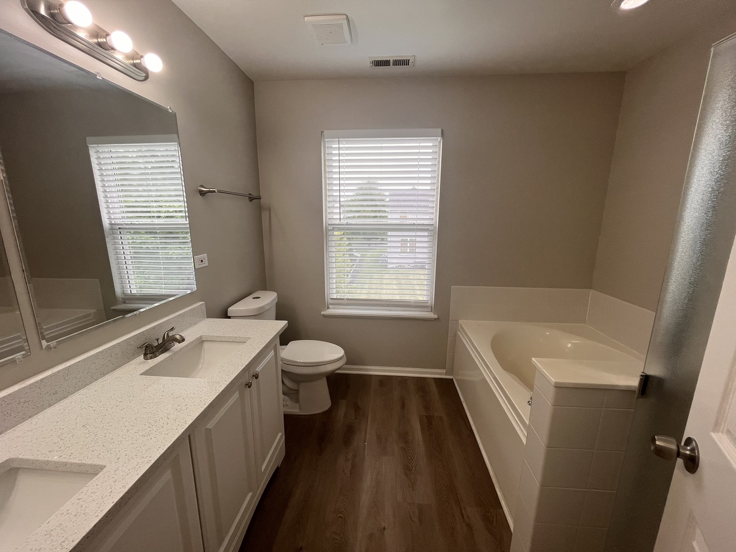 Gallery Image 18
