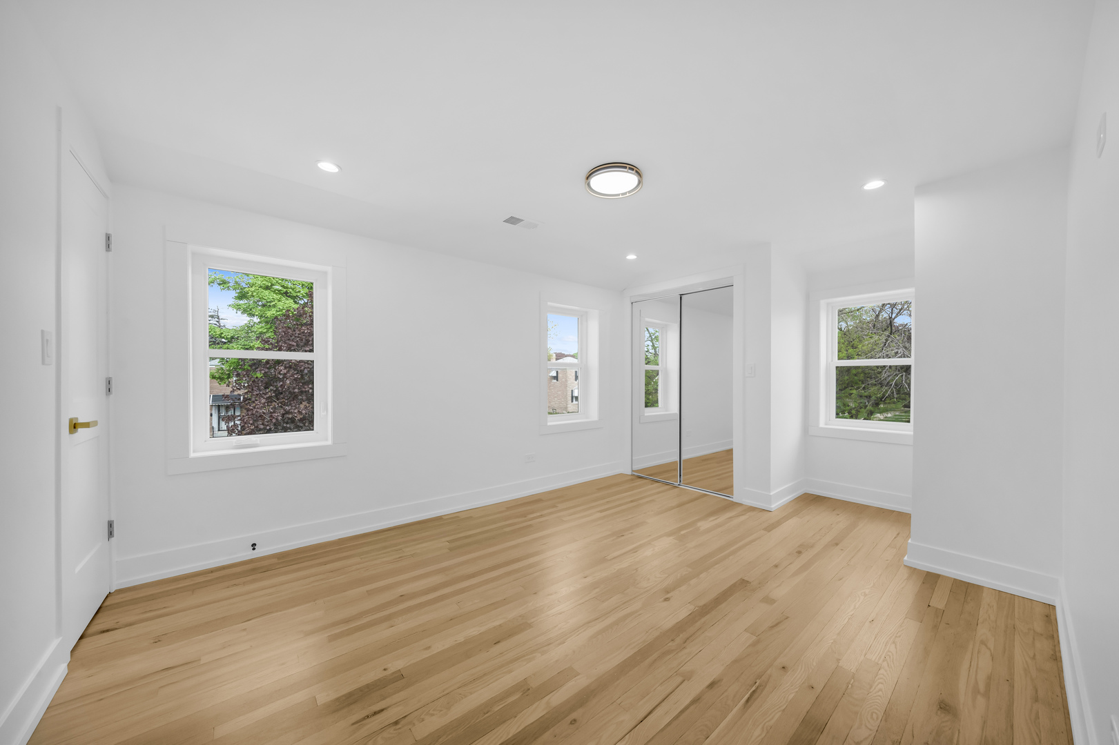 Gallery Image 16