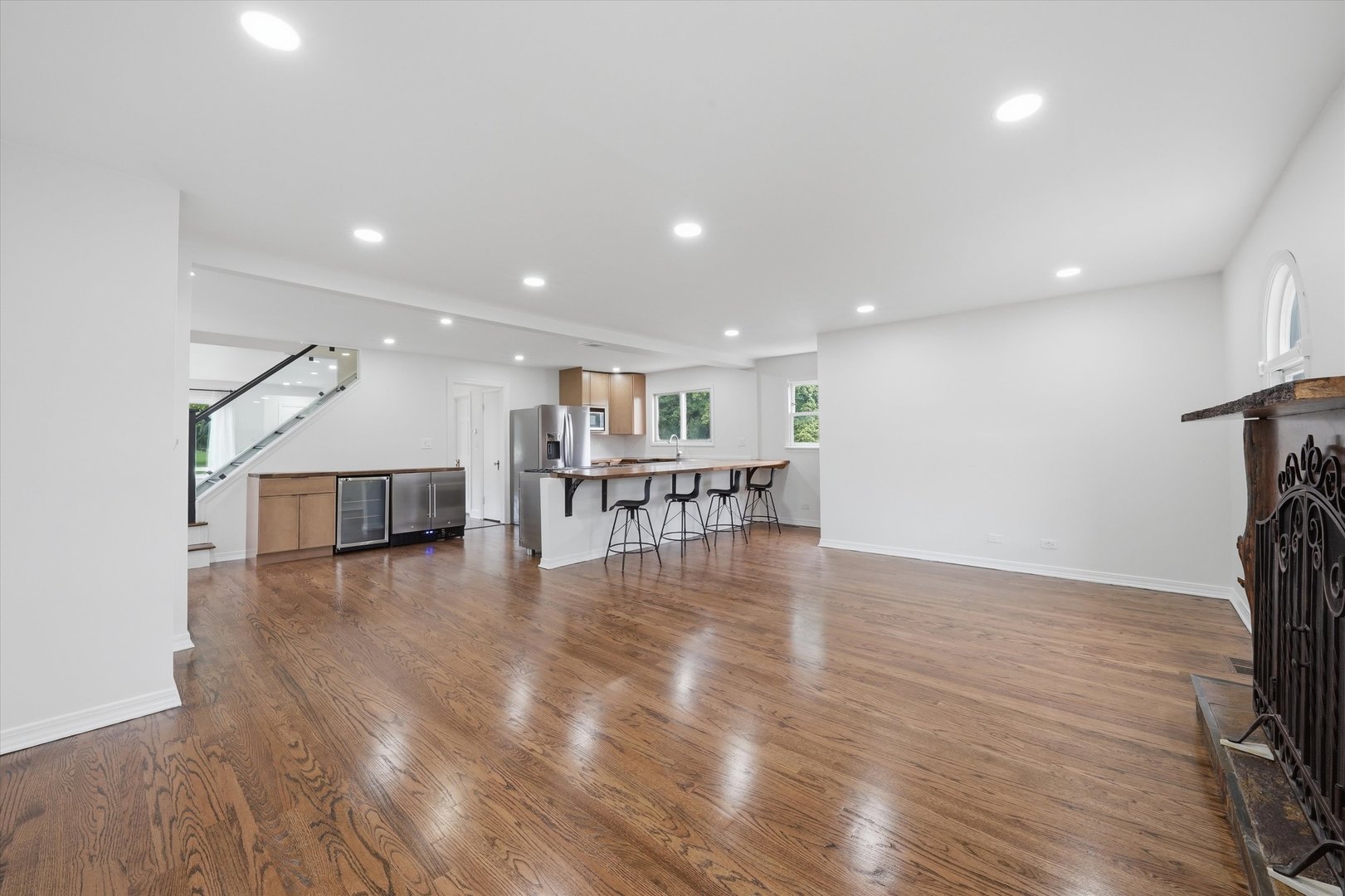 Gallery Image 15