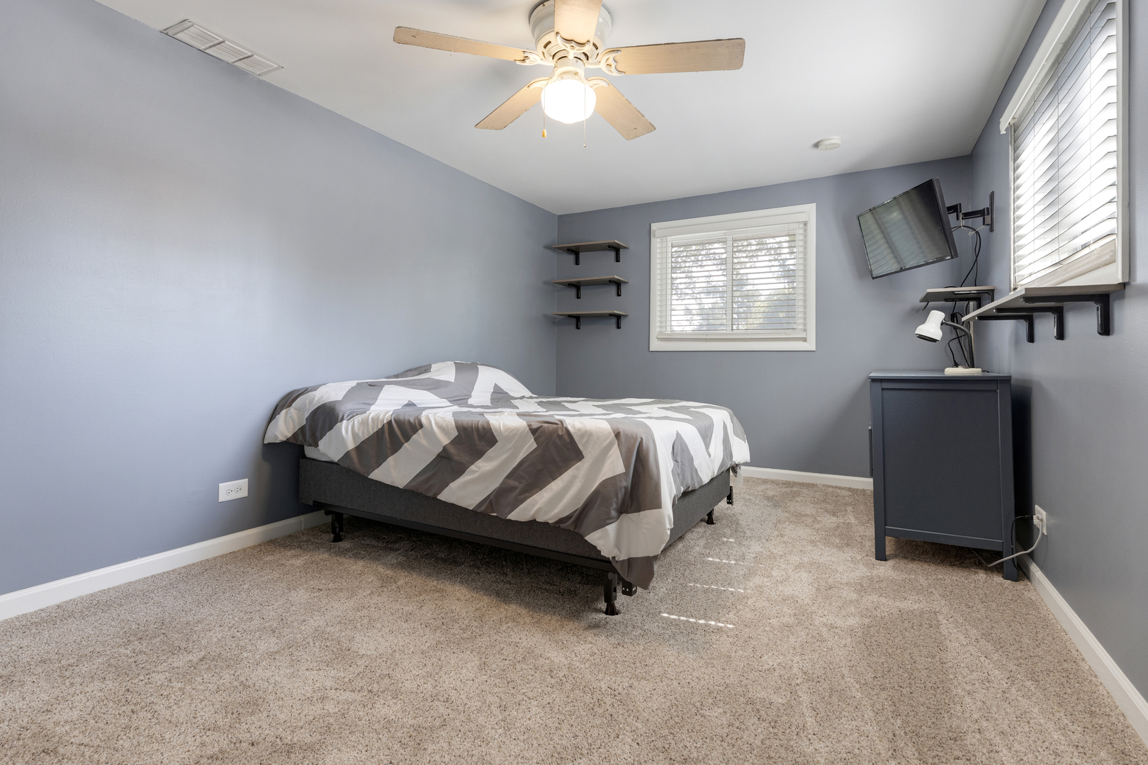 Gallery Image 13