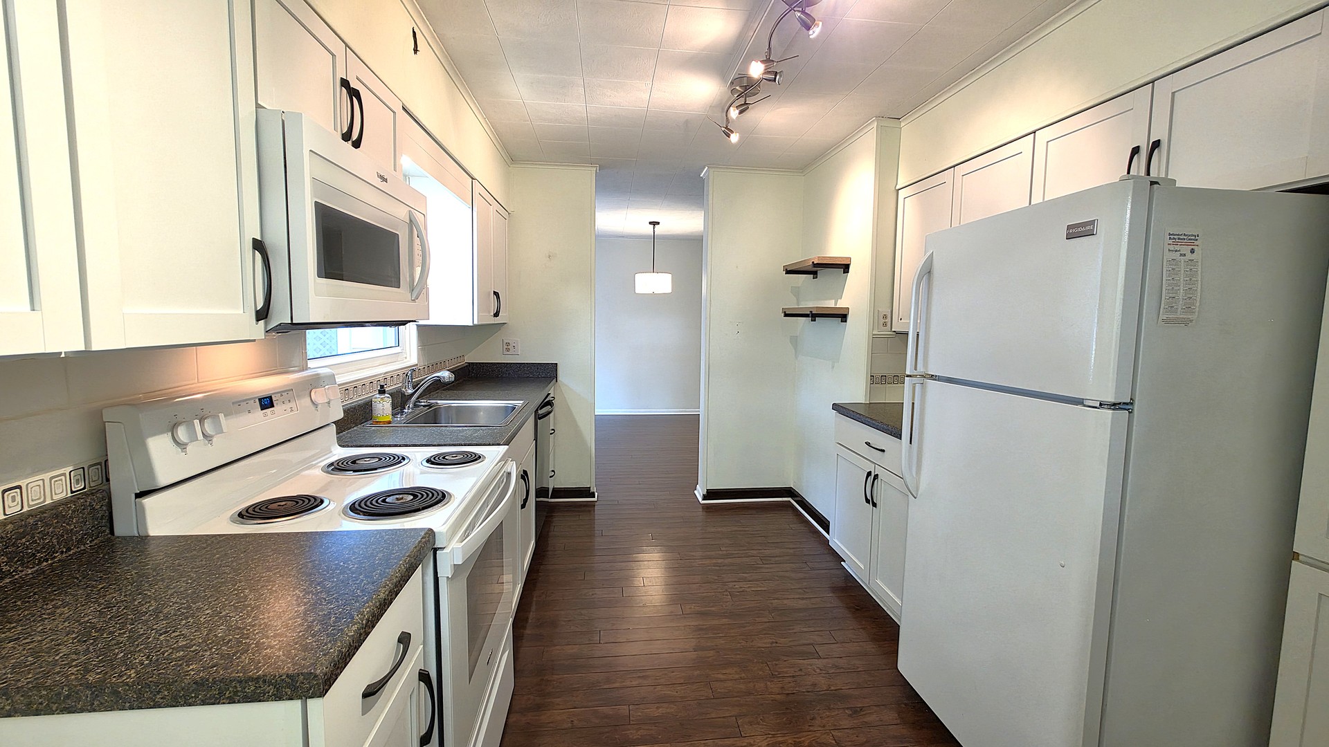 Gallery Image 15
