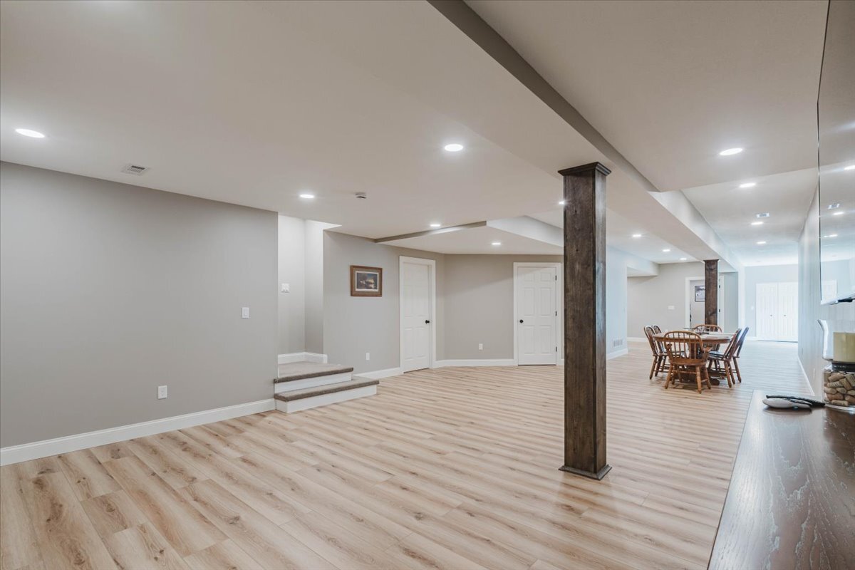 Gallery Image 37