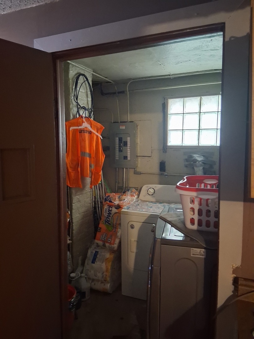 Gallery Image 16
