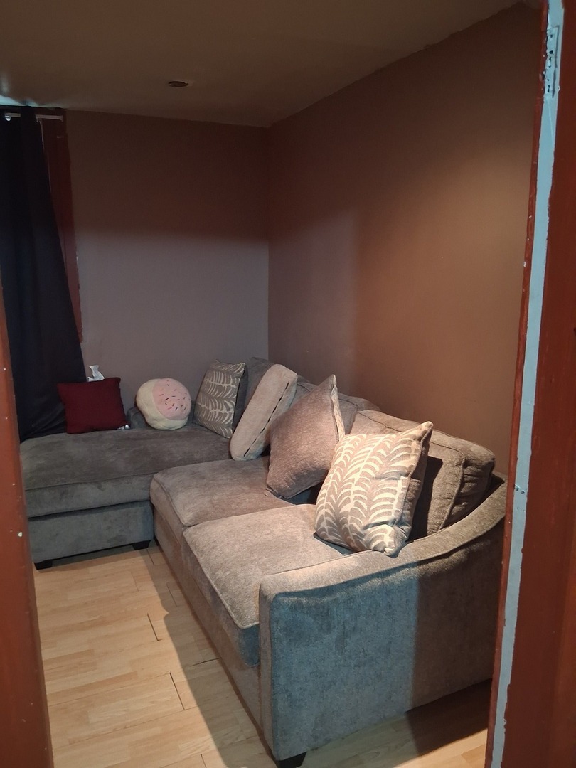 Gallery Image 13