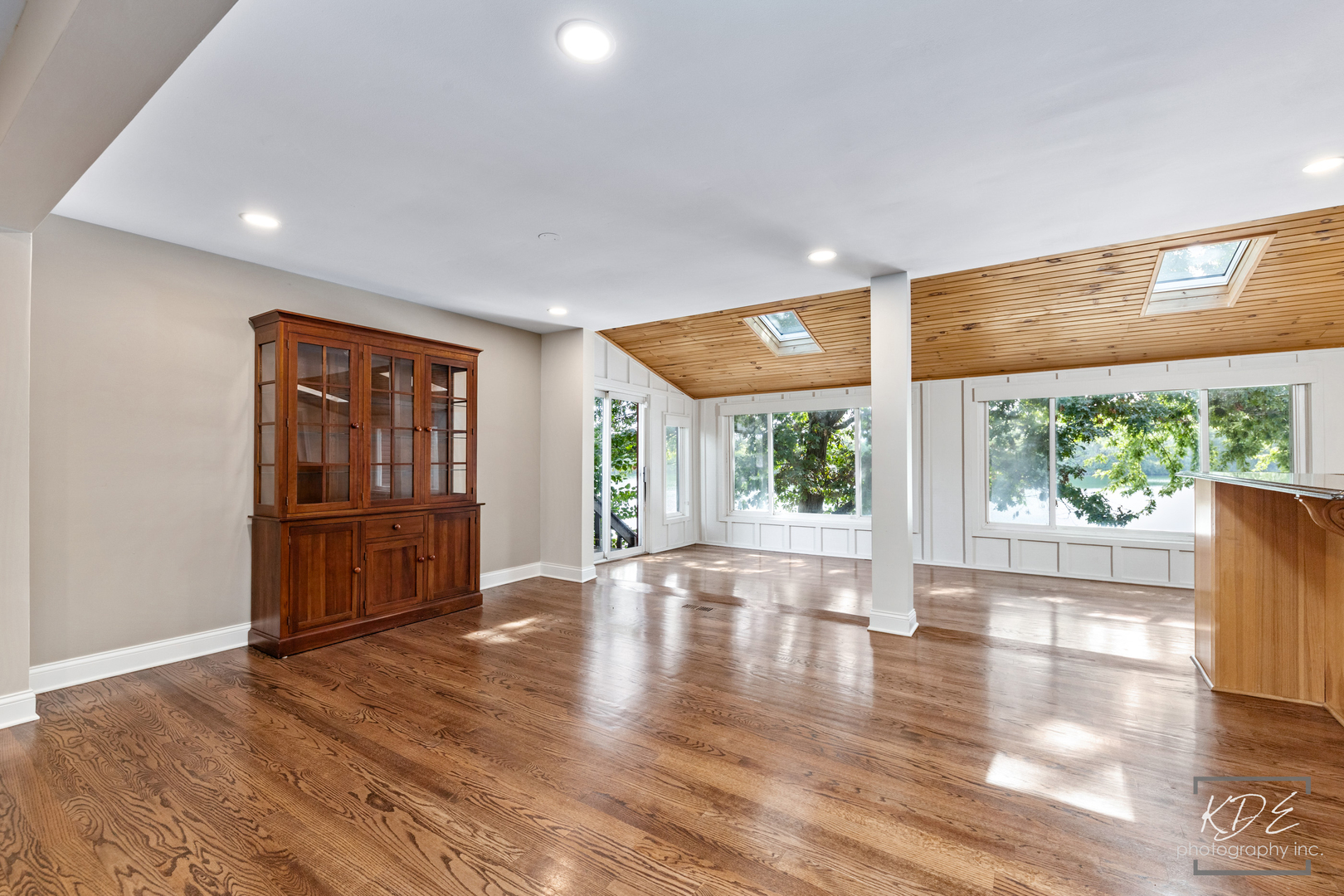 Gallery Image 15