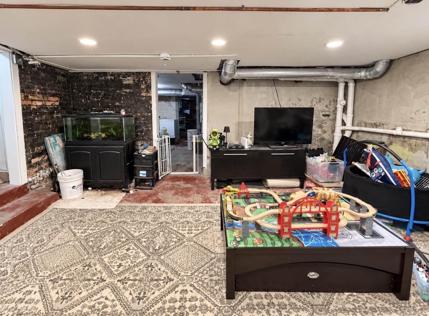 Gallery Image 12