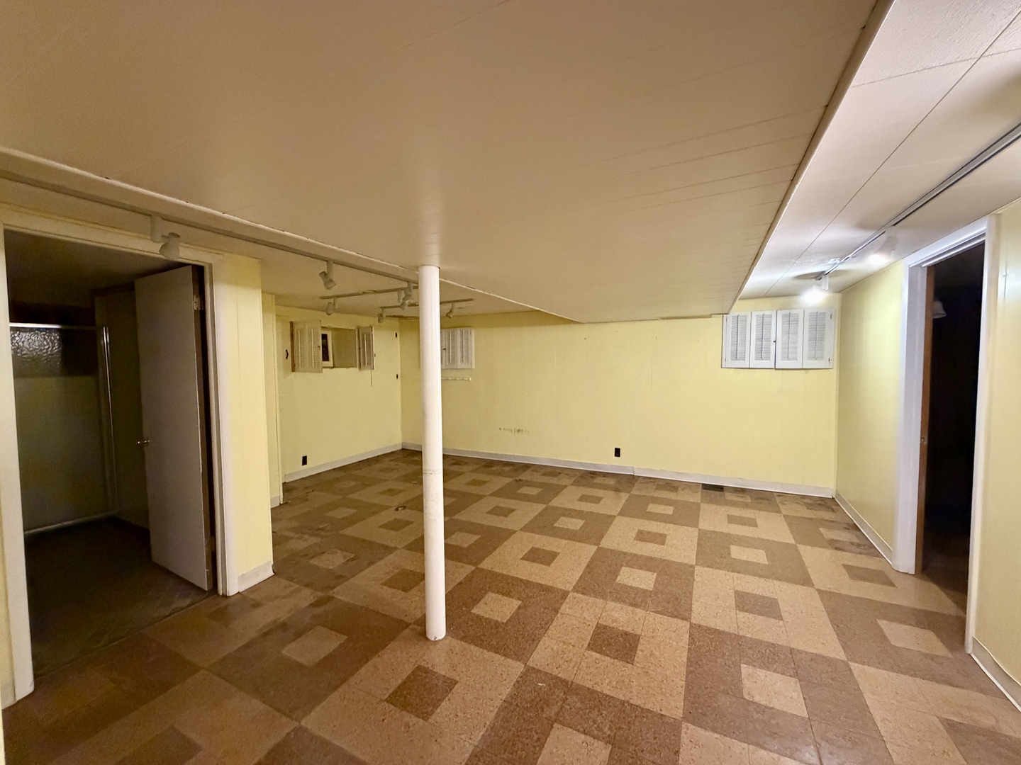 Gallery Image 18