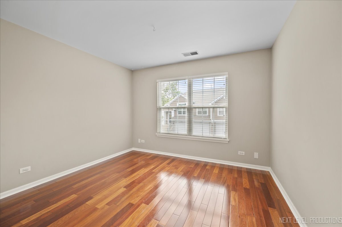 Gallery Image 19