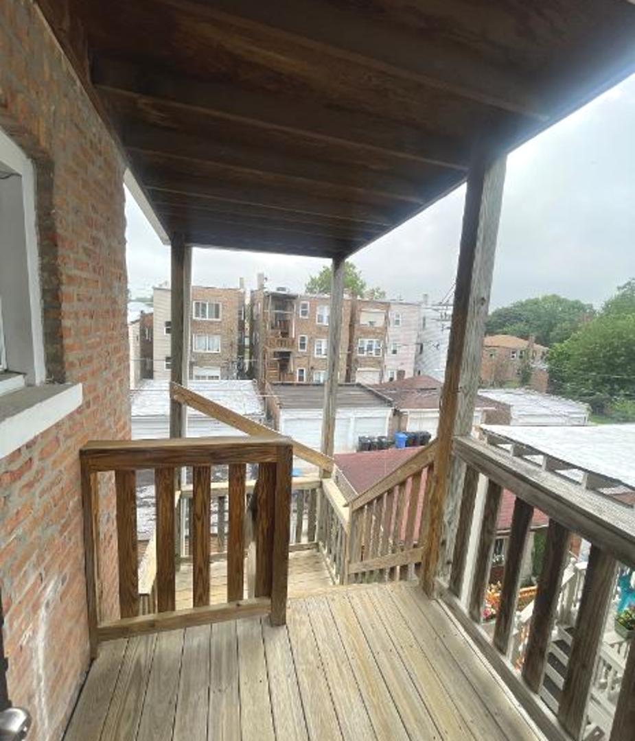 Gallery Image 18