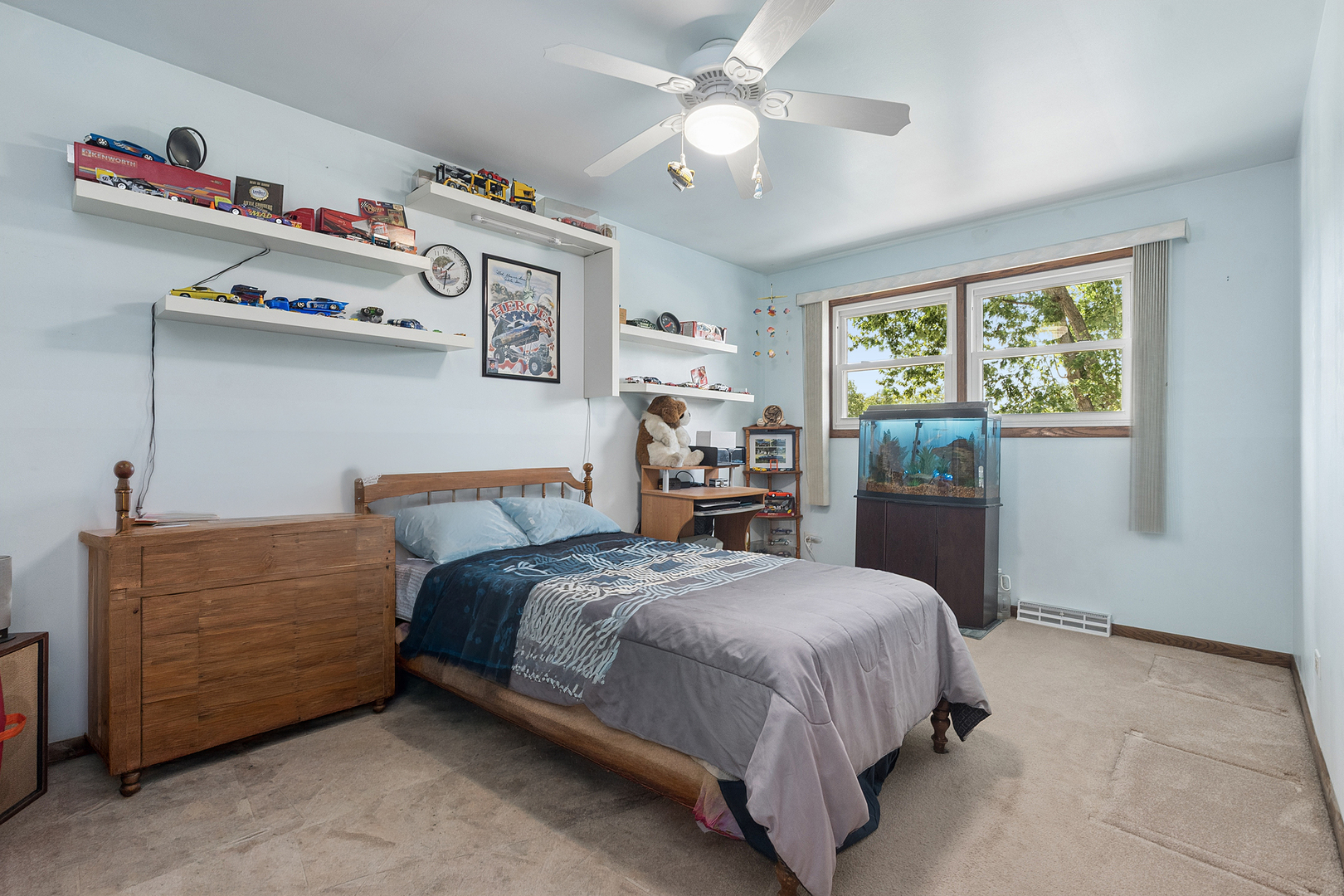 Gallery Image 15