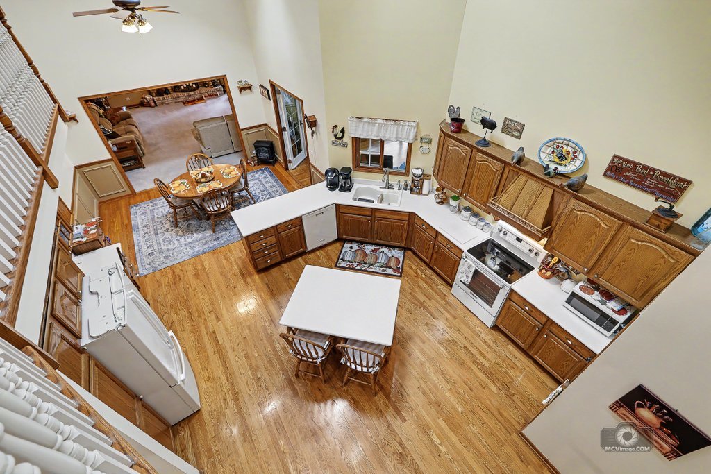 Gallery Image 16
