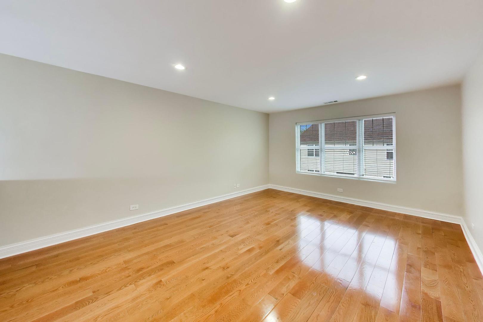 Gallery Image 18