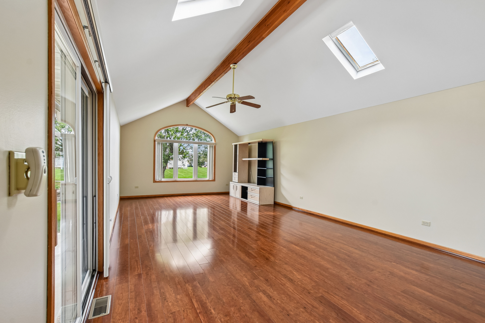 Gallery Image 19
