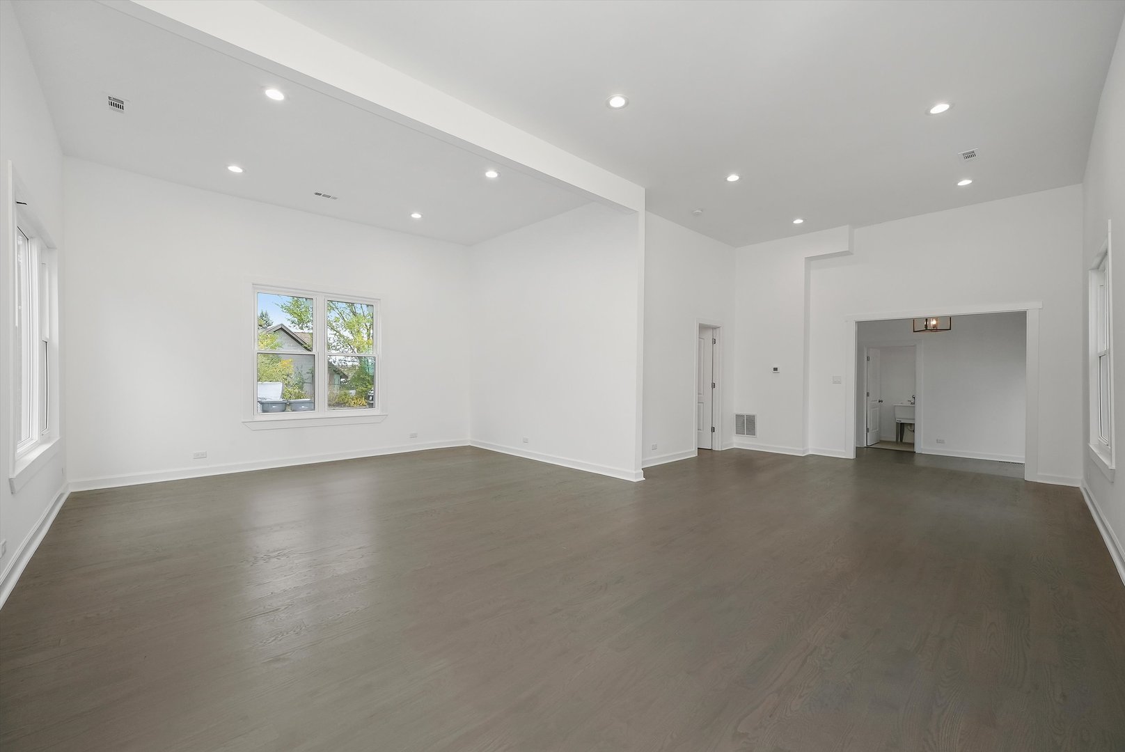 Gallery Image 18