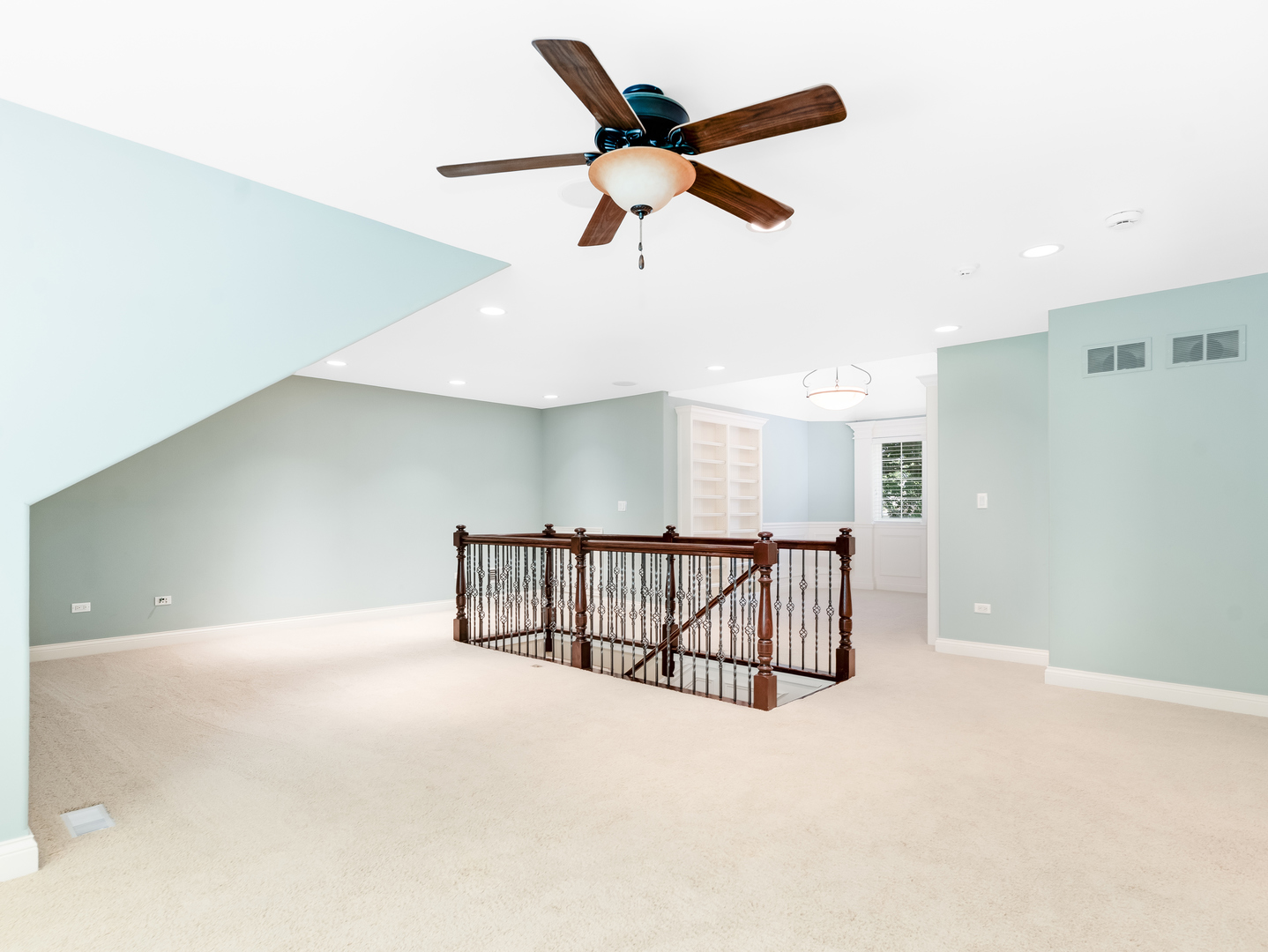 Gallery Image 38