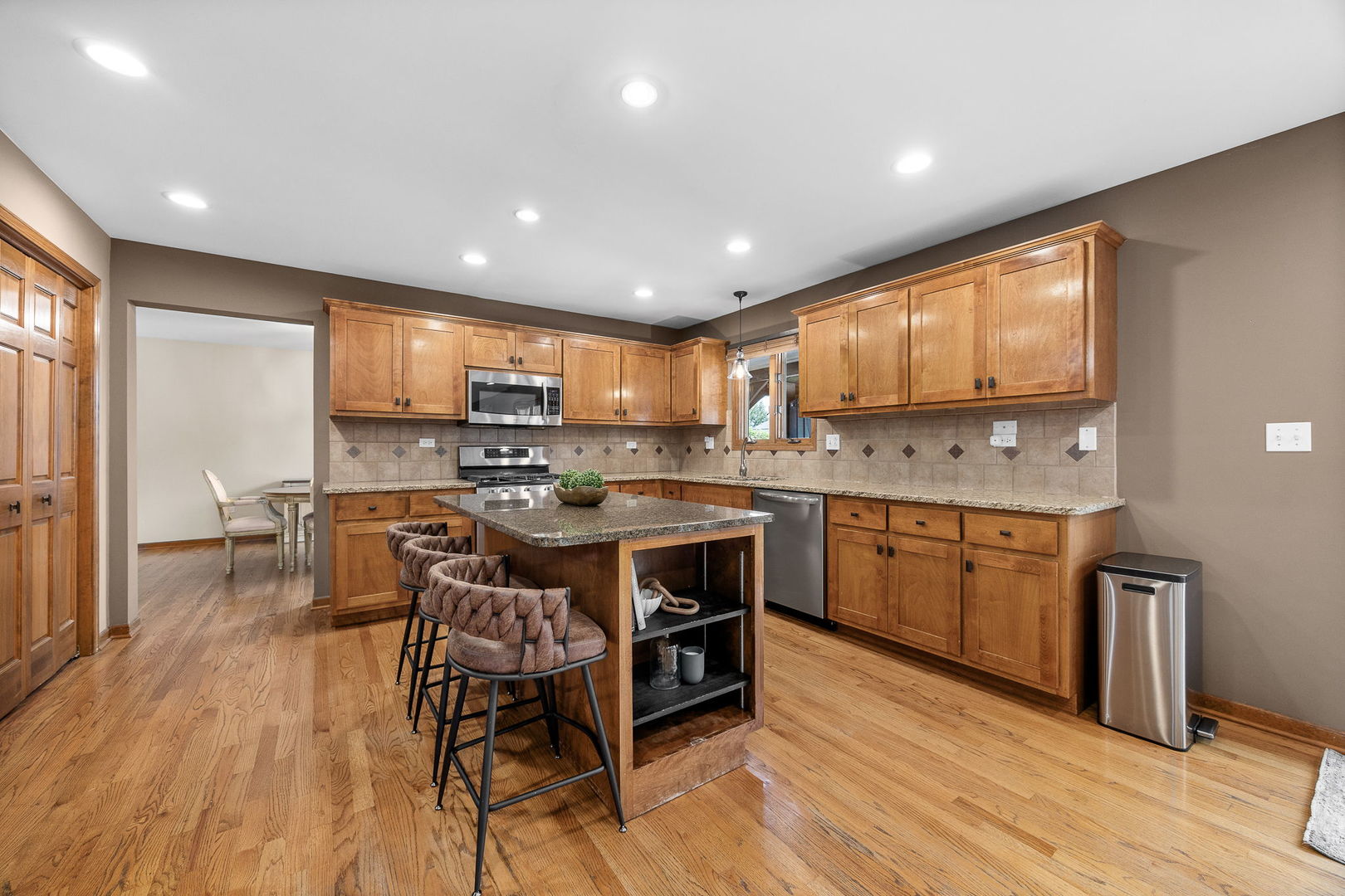 Gallery Image 15