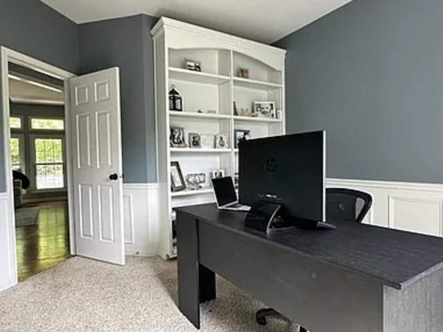 Gallery Image 13