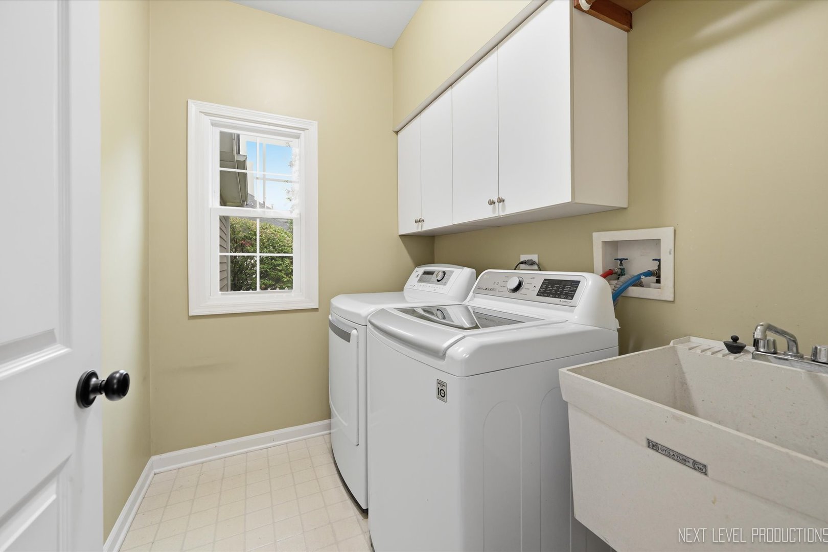 Gallery Image 15