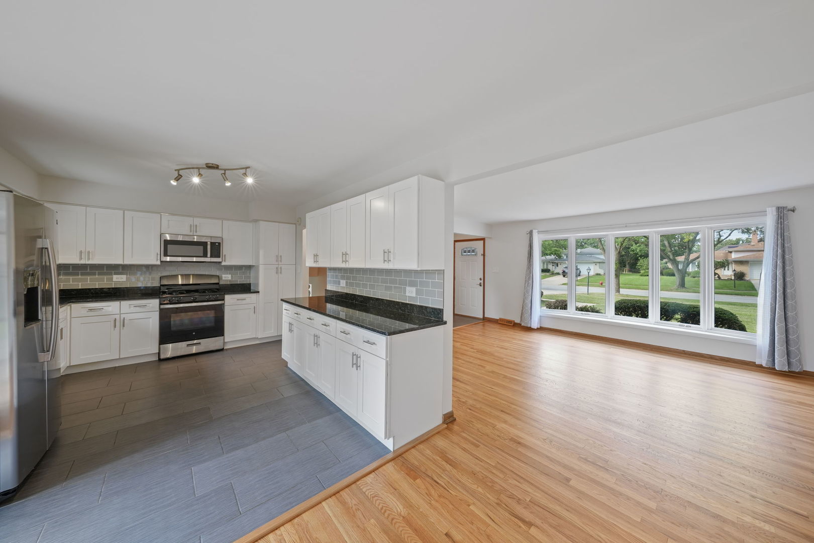 Gallery Image 9