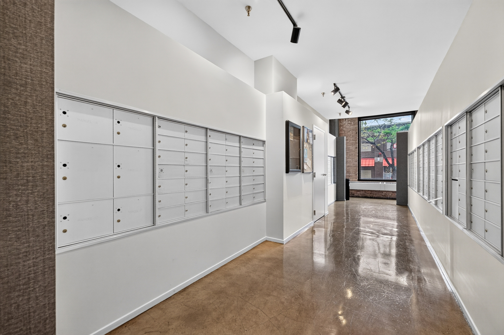 Gallery Image 25