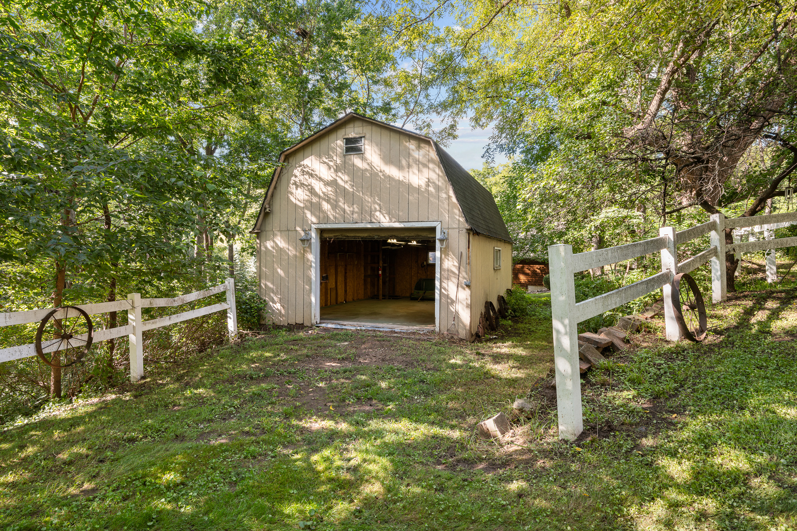 Gallery Image 16