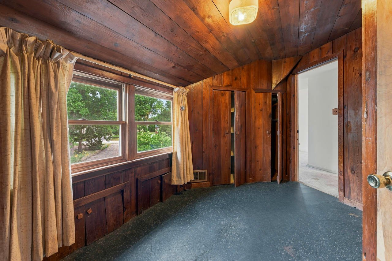 Gallery Image 15