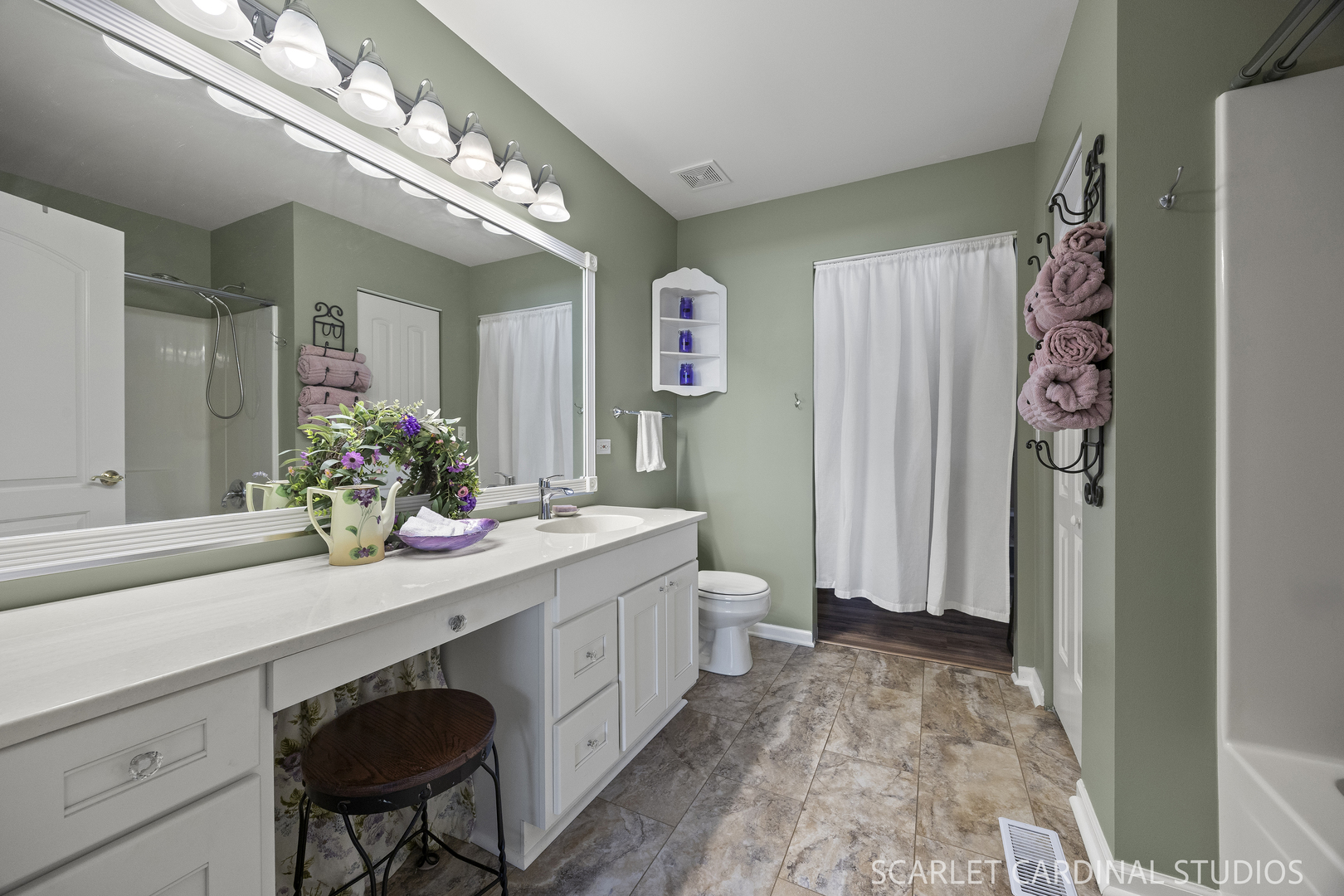 Gallery Image 10
