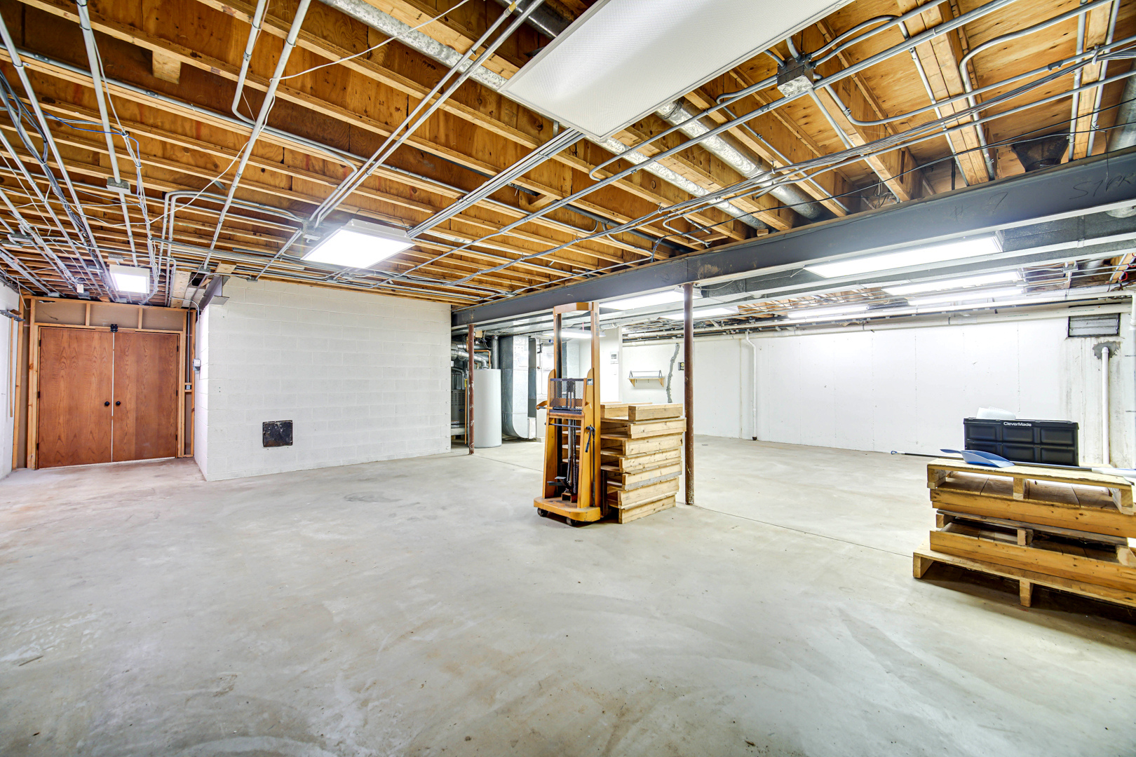 Gallery Image 52