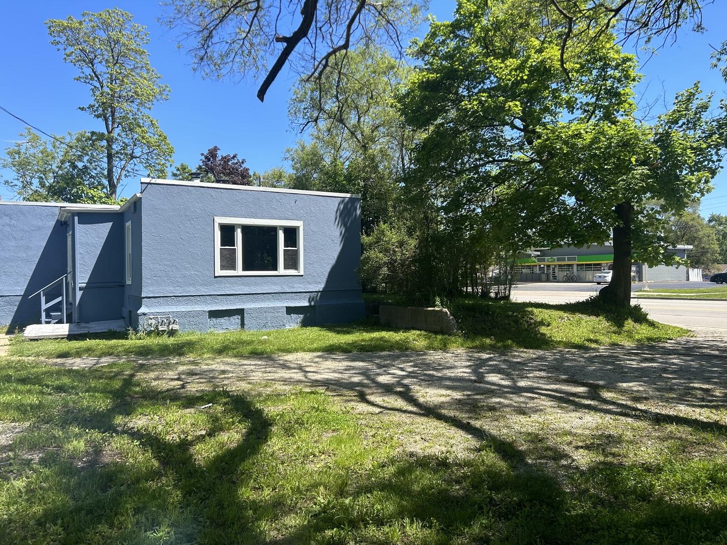 Gallery Image 1