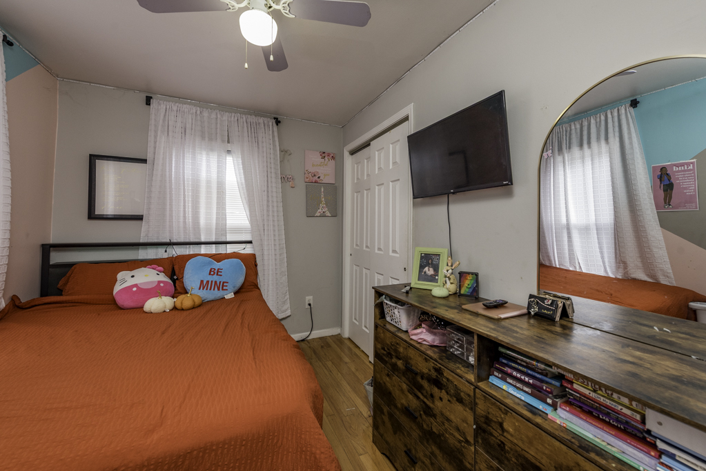 Gallery Image 14