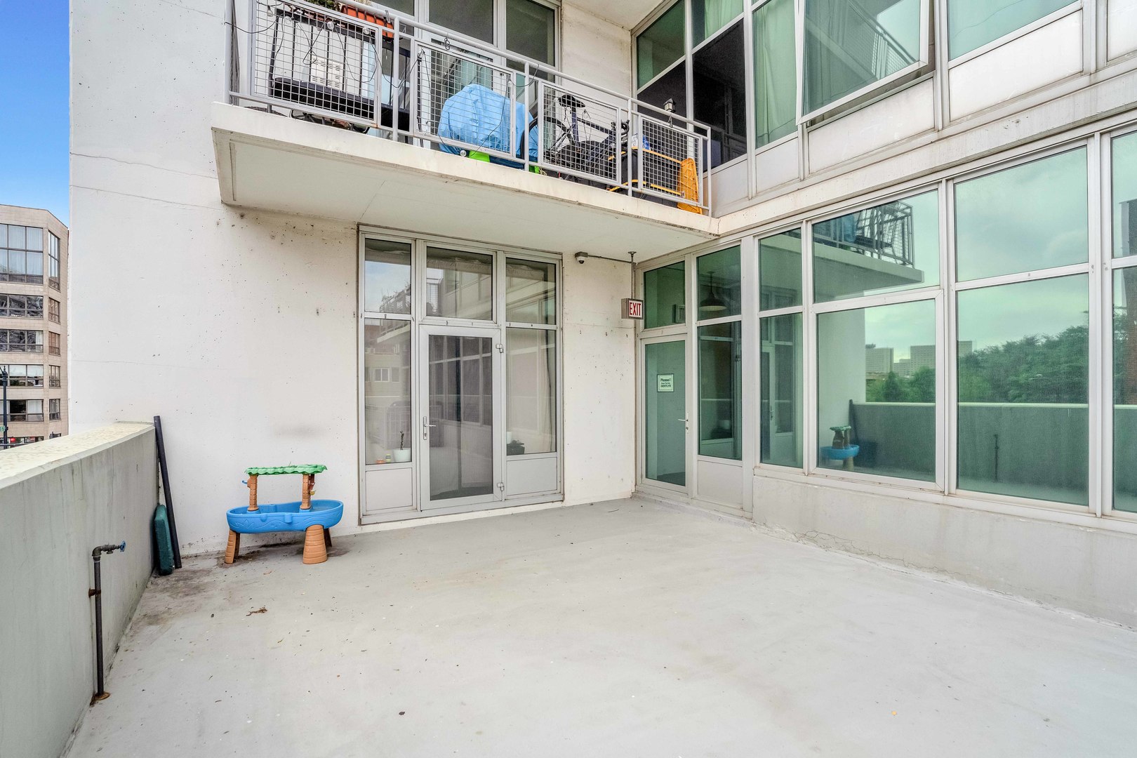 Gallery Image 19