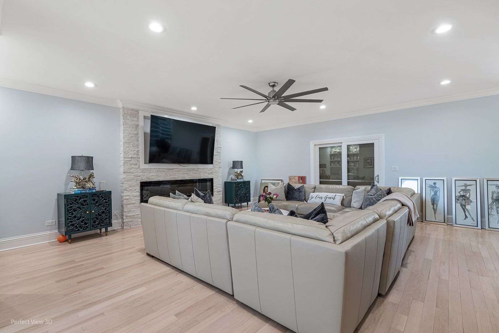 Gallery Image 12