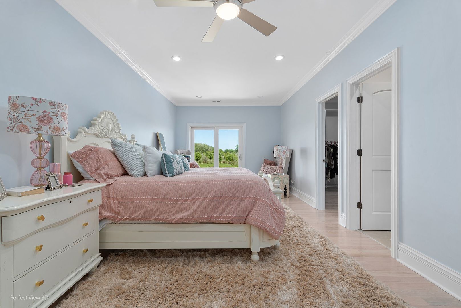 Gallery Image 38