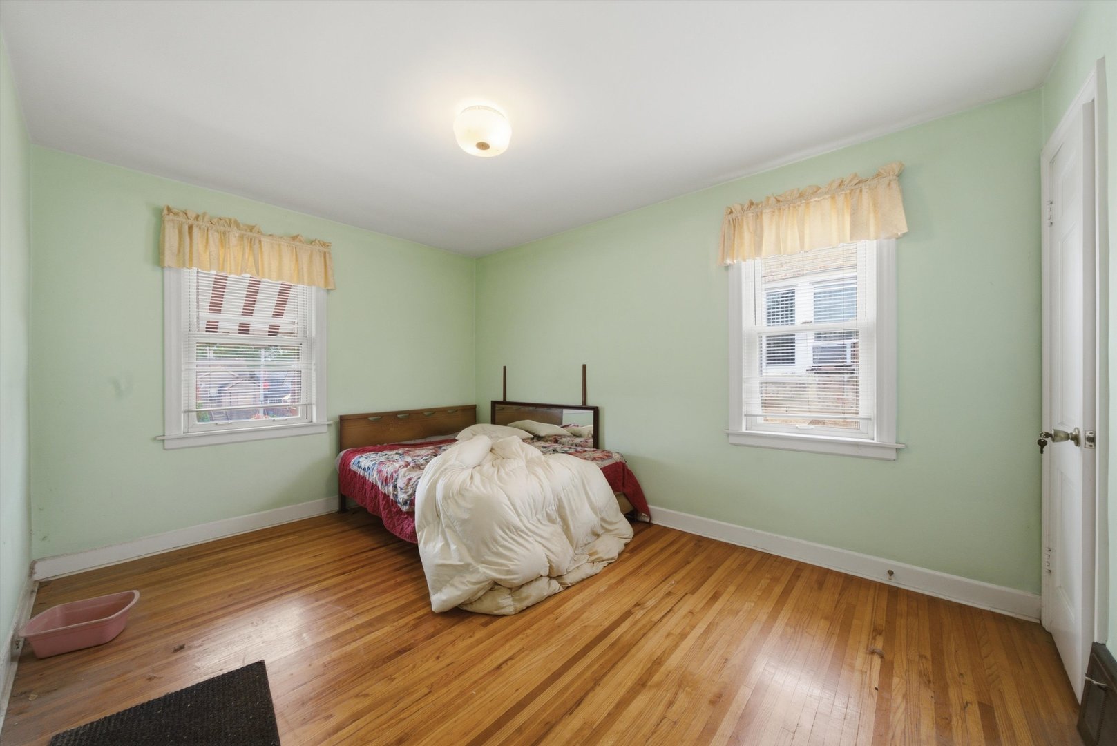 Gallery Image 16