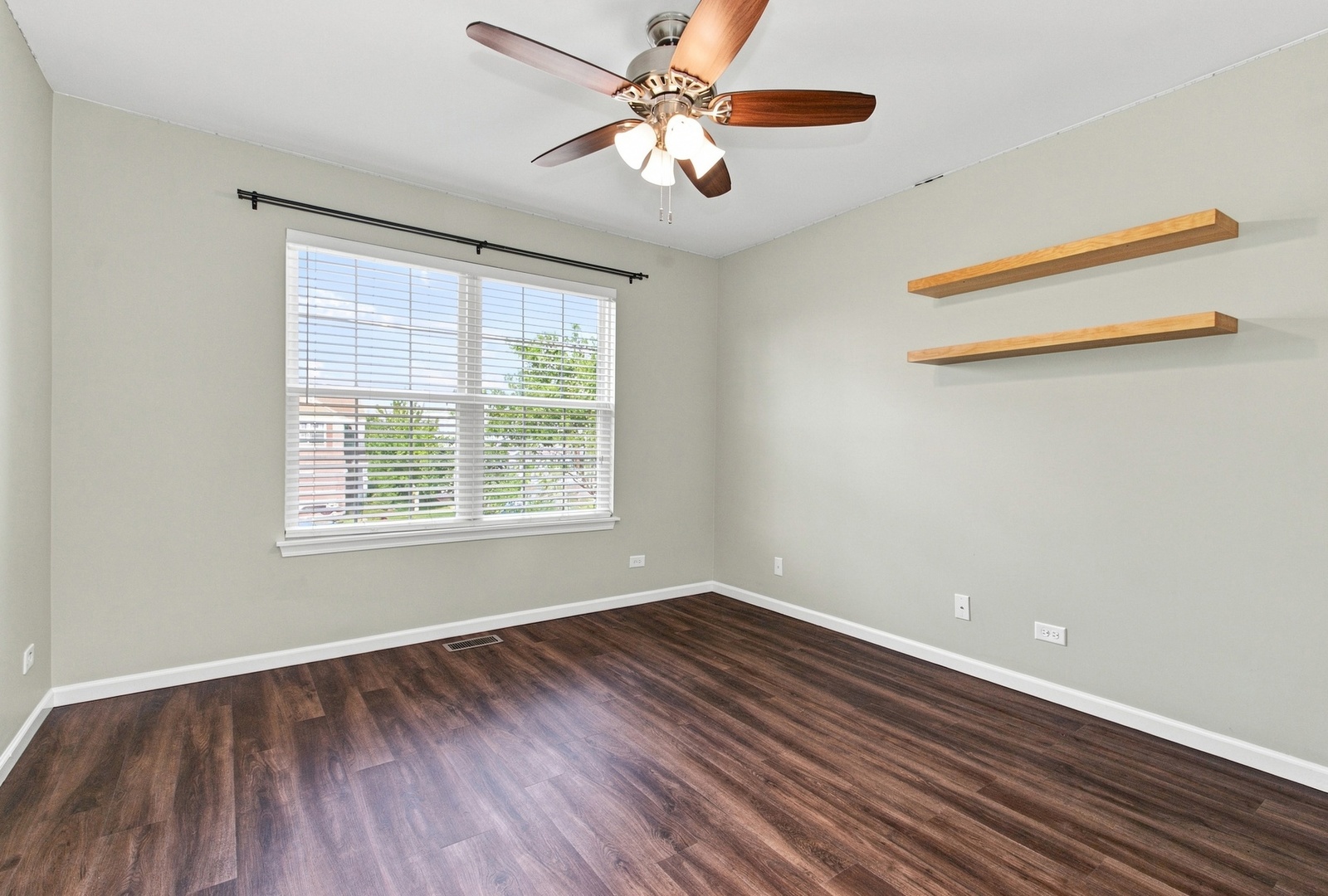 Gallery Image 19