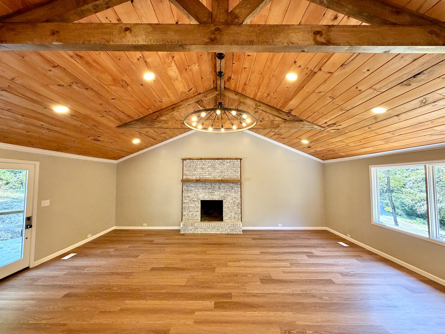 Gallery Image 17