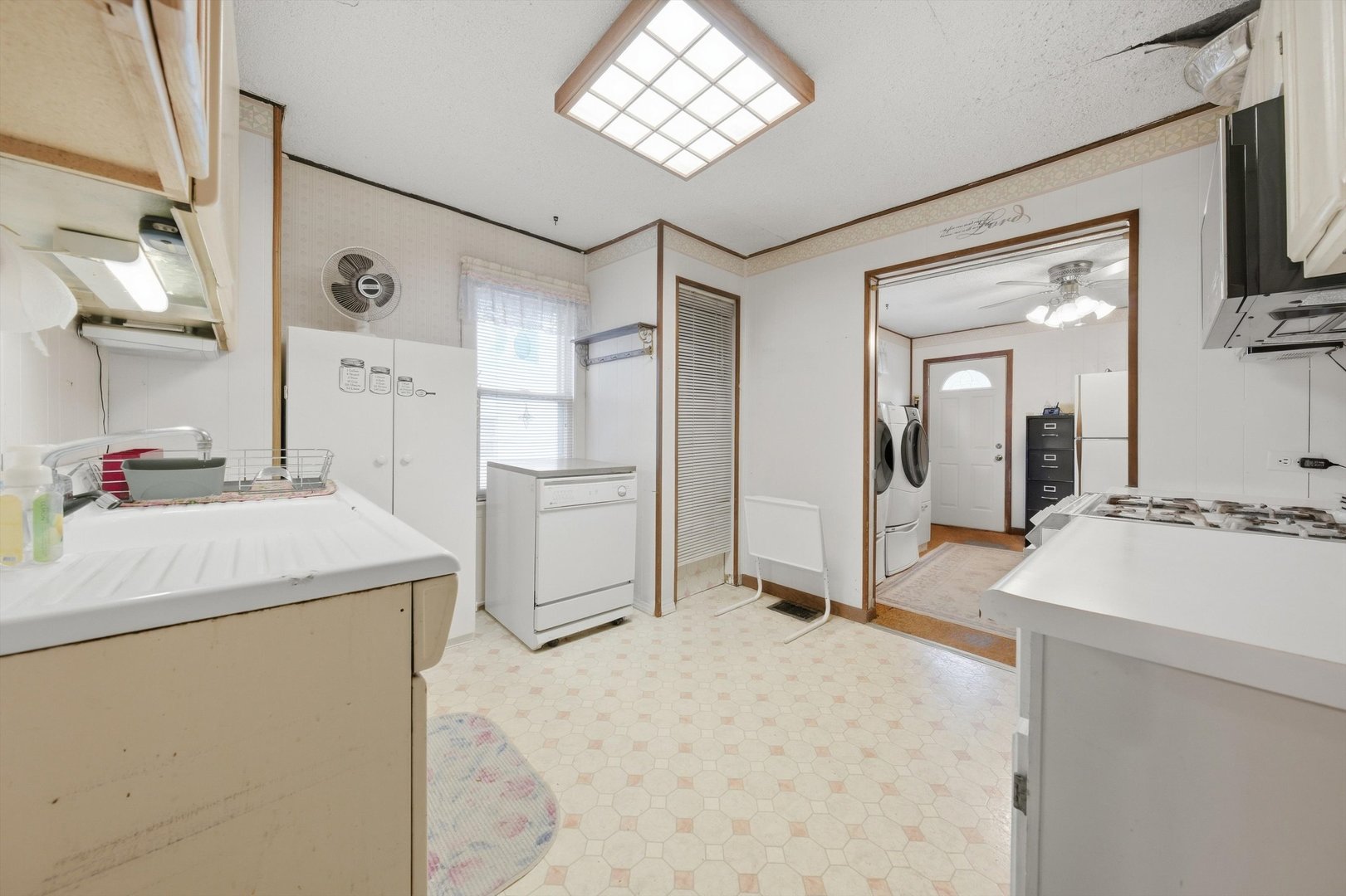 Gallery Image 13