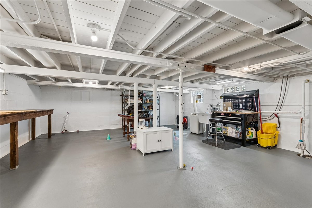 Gallery Image 14