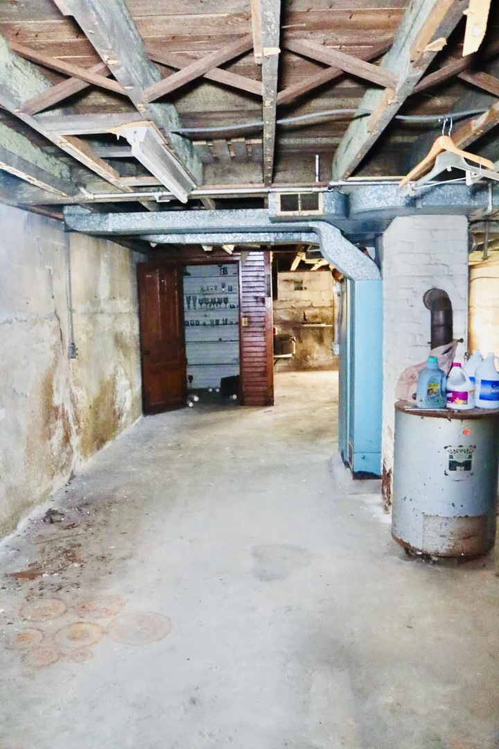 Gallery Image 19