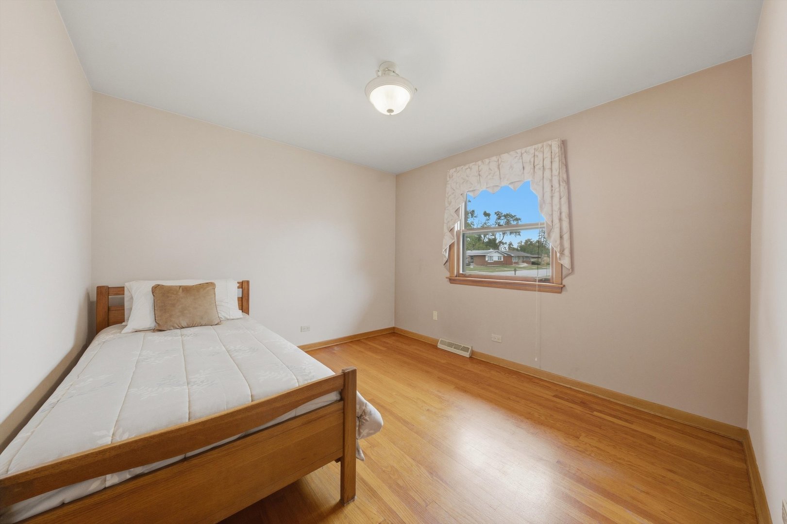 Gallery Image 15