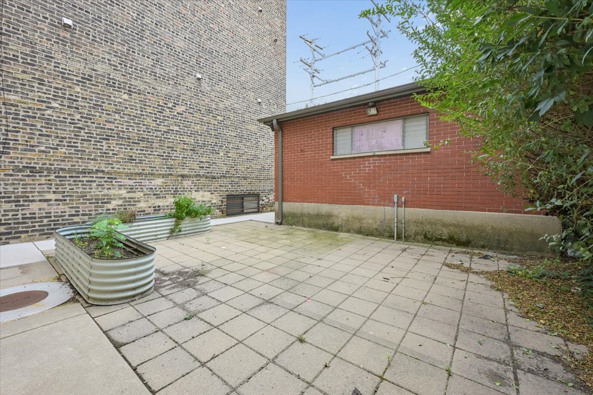Gallery Image 33