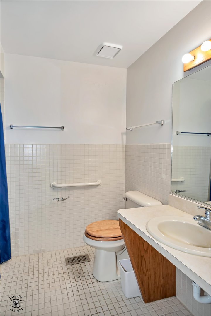 Gallery Image 16