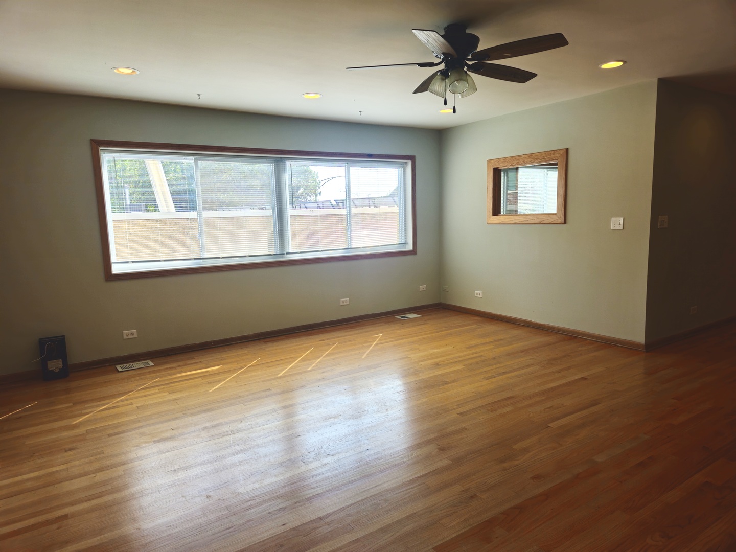 Gallery Image 14