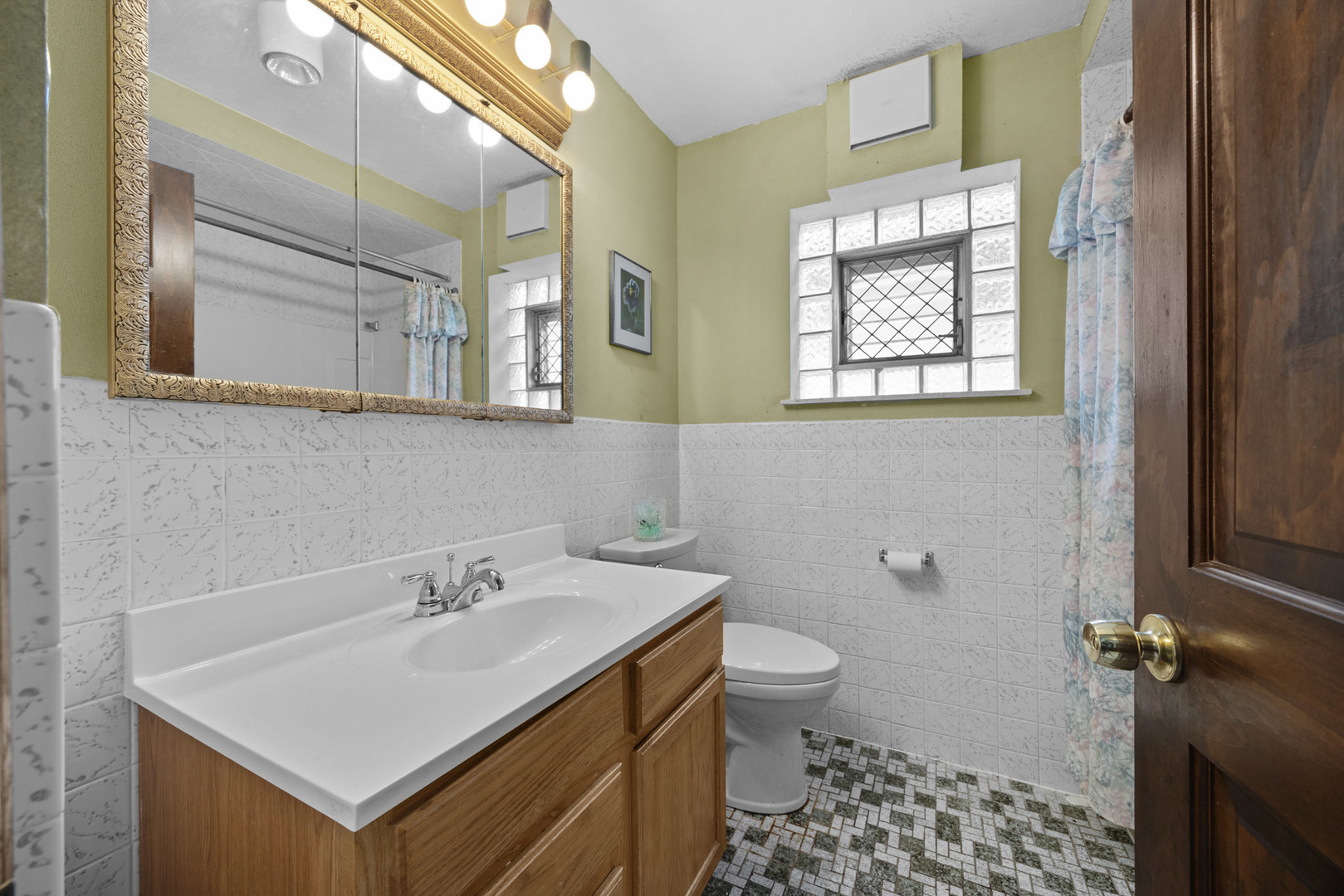 Gallery Image 15